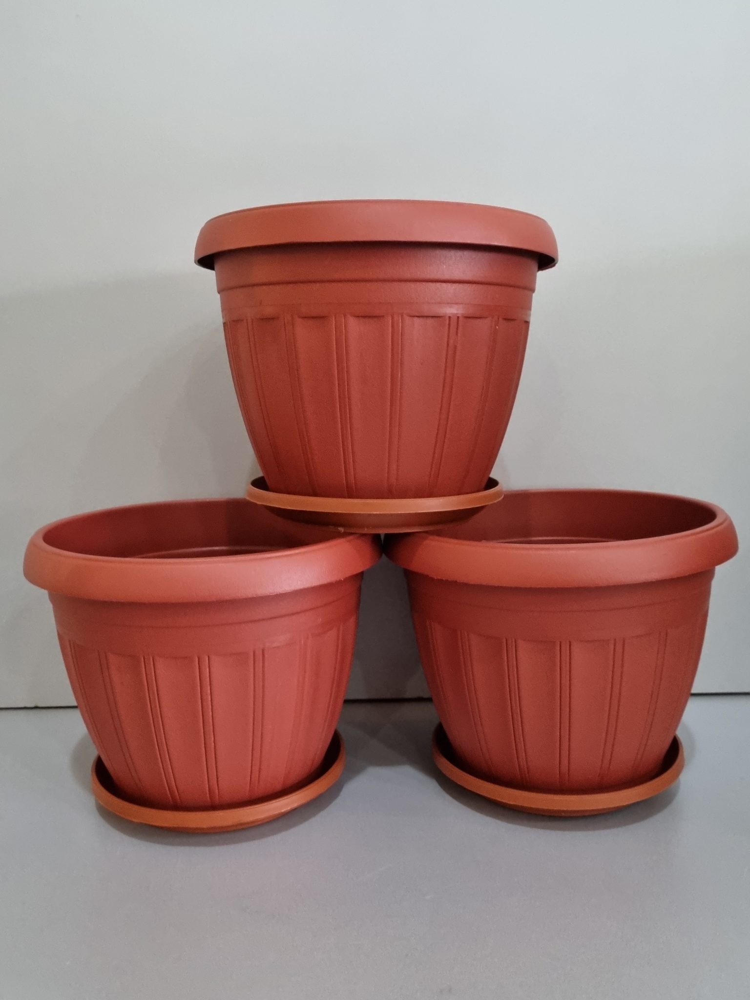 Кръгла пластмасова саксия за цветя керемида с подложка – размери ф14 до ф55