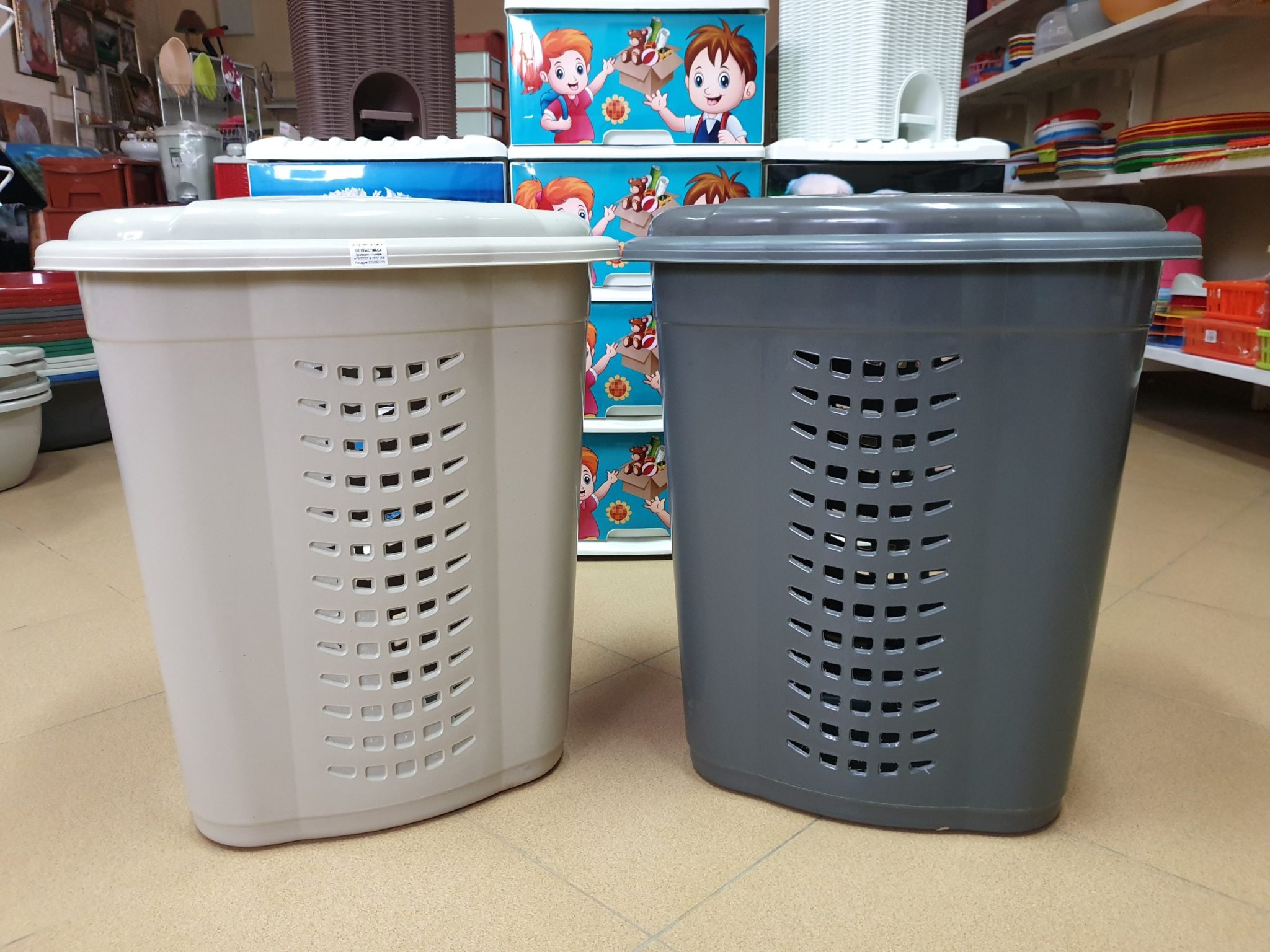 Пластмасов кош за пране 52×44×36 см – просторен и удобен
